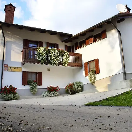 Apartament Ekoloska Turisticna Kmetija Pri Lovrcu